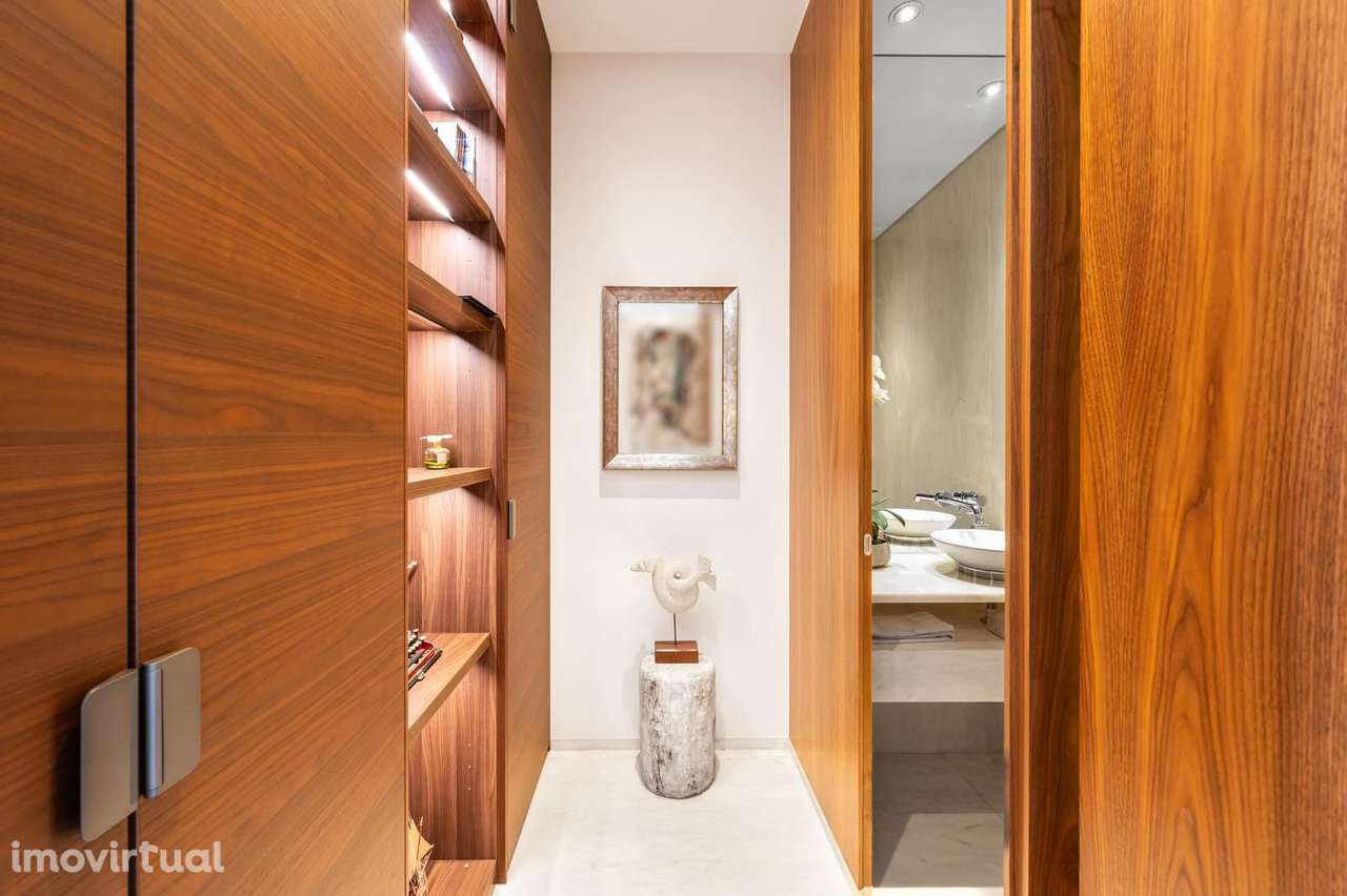 Moradia Isolada T3 com piscina, Parque dos Poetas, Oeiras - Grande imagem: 4/38