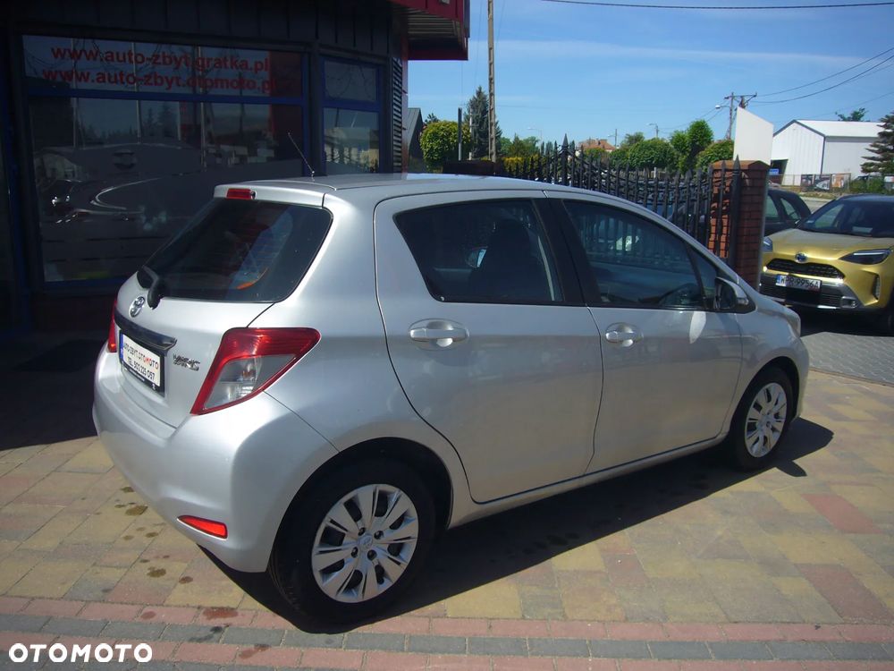 Toyota Yaris - 6