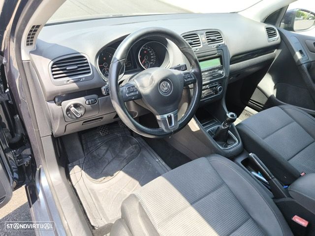 VW Golf 2.0 TDi Confortline - 13