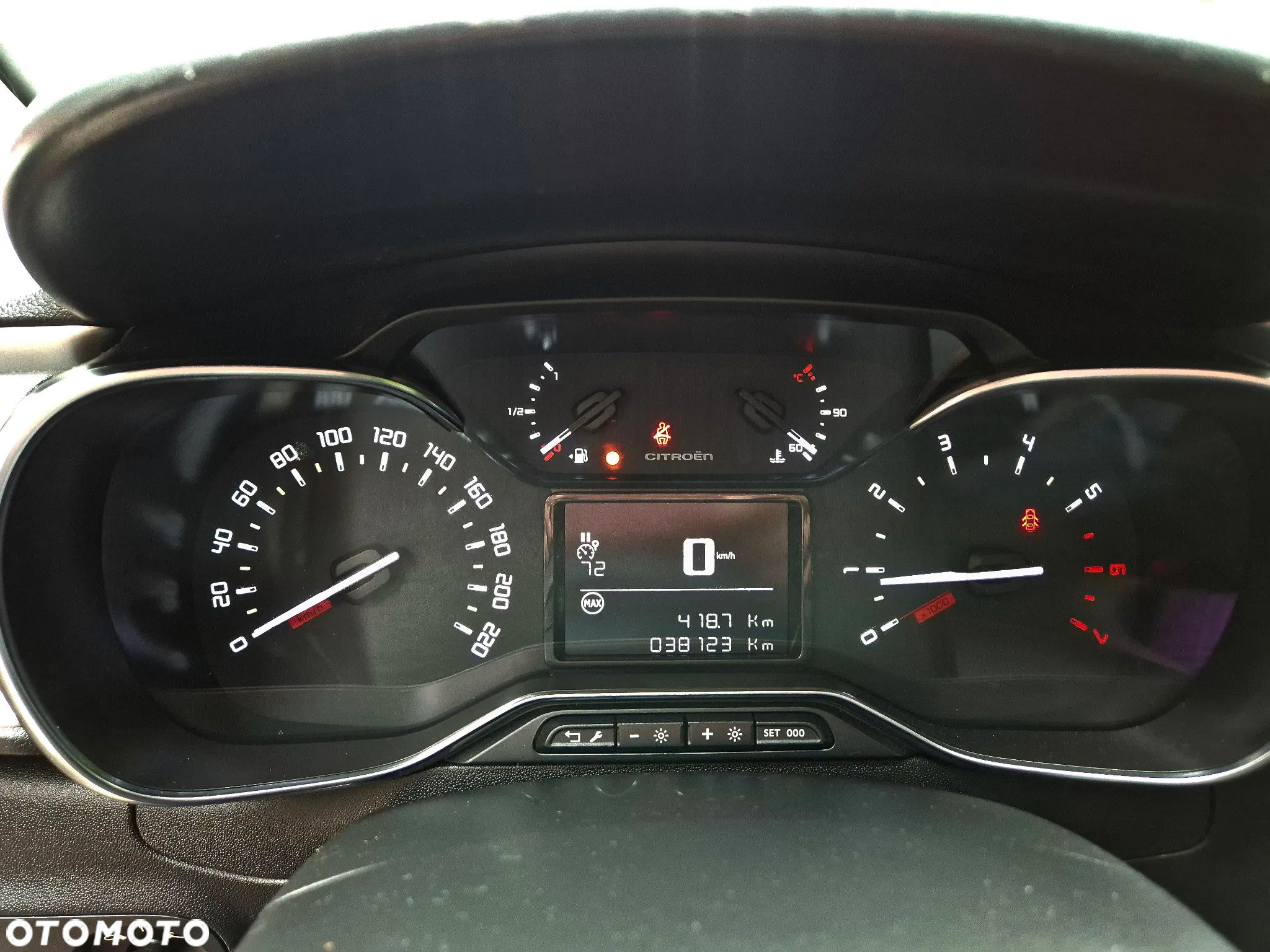 Citroën C3 1.2 PureTech GPF Shine - 10