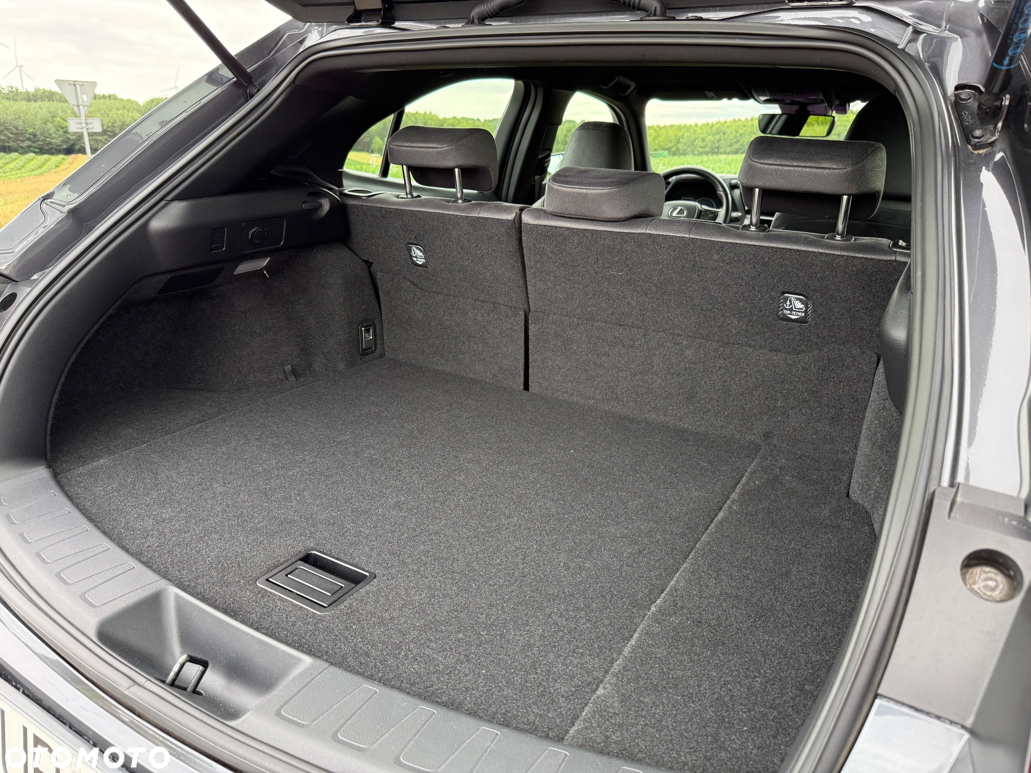 Lexus UX 250h GPF Business 2WD - 18