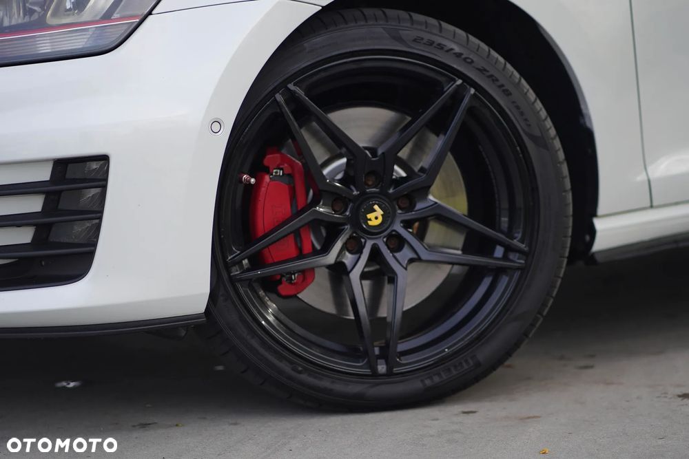 Volkswagen Golf 2.0 TSI BMT GTI Performance - 26