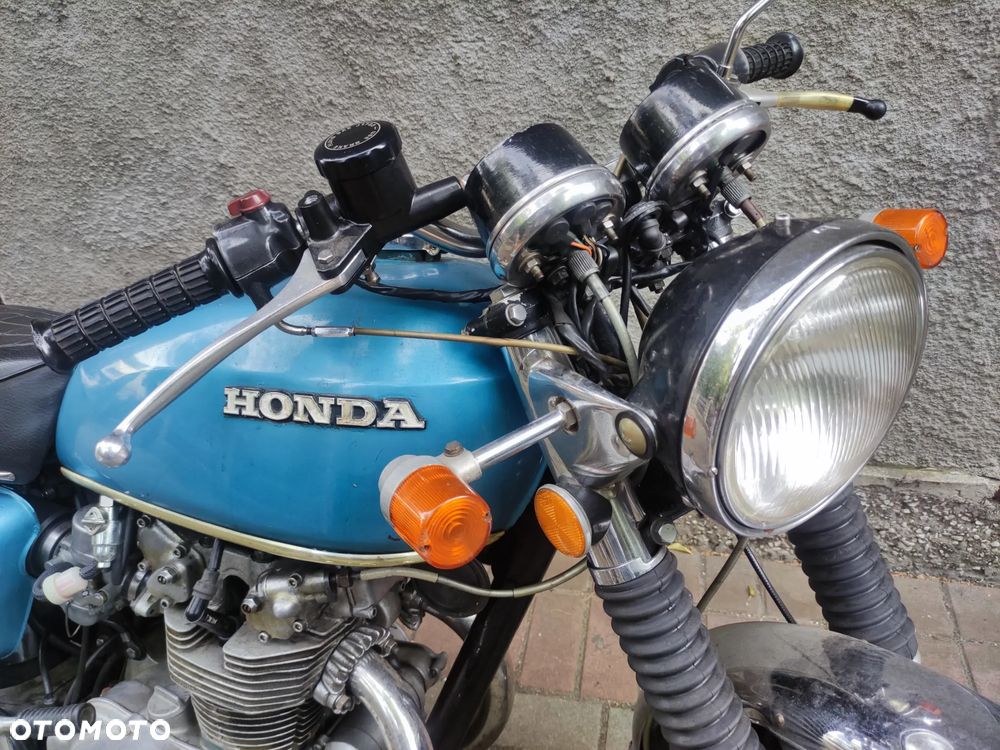 Honda CB - 12