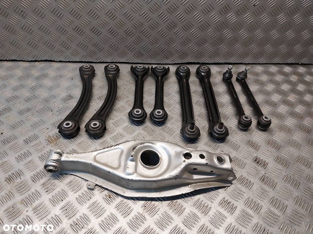 WAHACZE TYŁ KOMPLET 1/4 MERCEDES-BENZ W210 E220 - 1