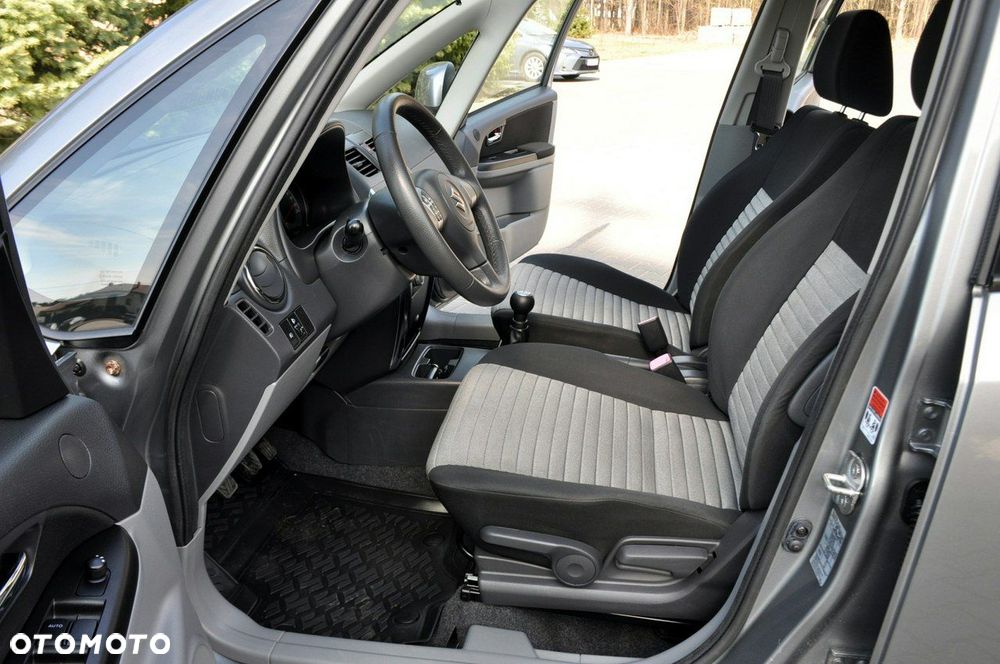Suzuki SX4 - 22