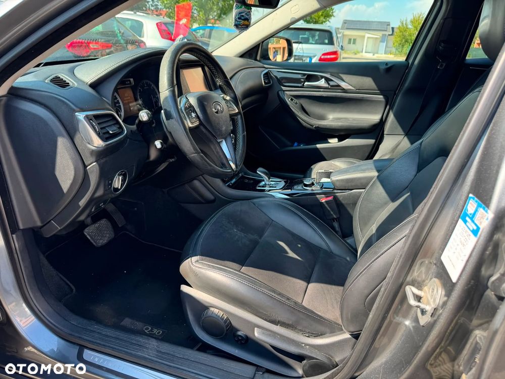 Infiniti Q30 1.5d DCT Business Executive - 7