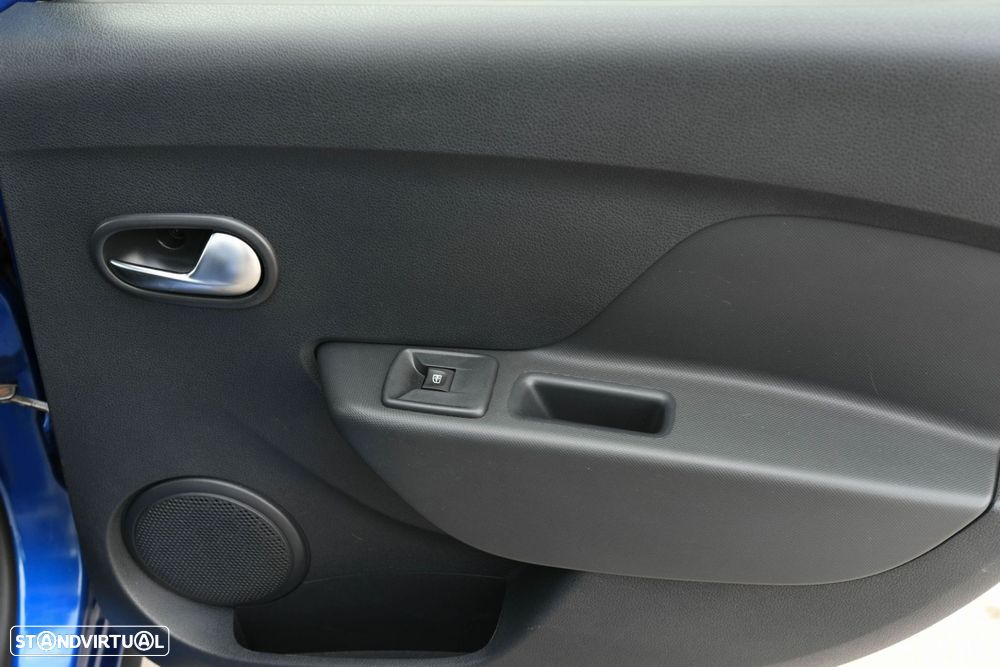 Dacia Sandero - 29