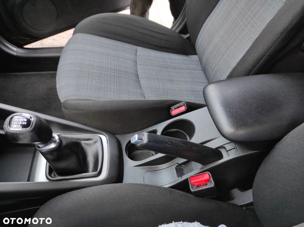 Kia Ceed - 19