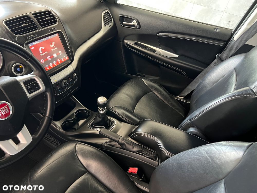 Fiat Freemont 2.0 Multijet Lounge - 11