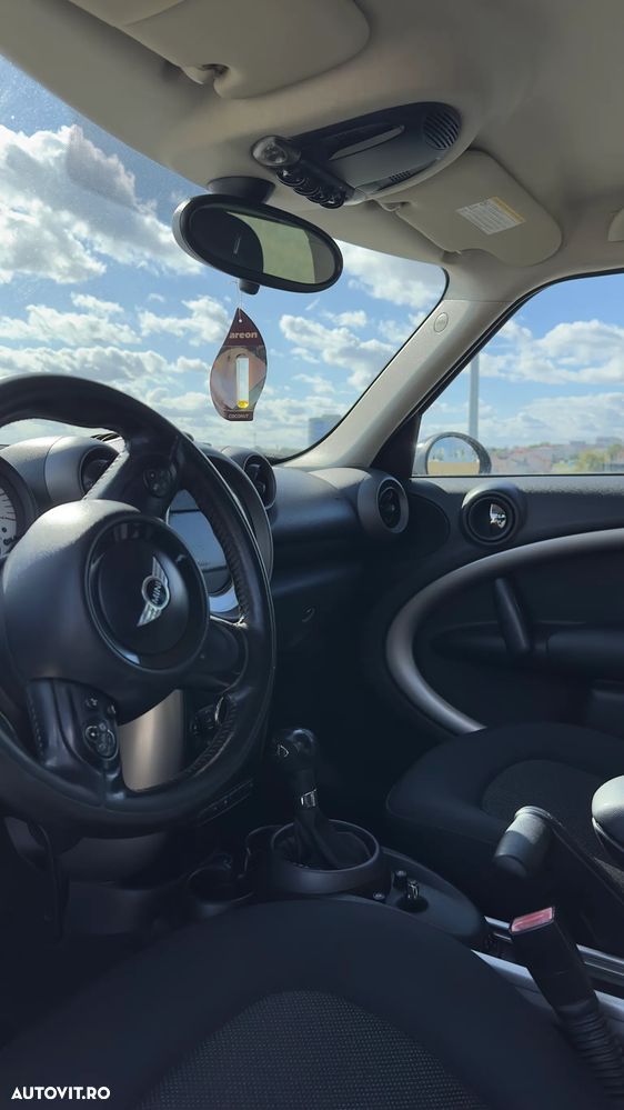 Mini Countryman Cooper D ALL4 AT - 15
