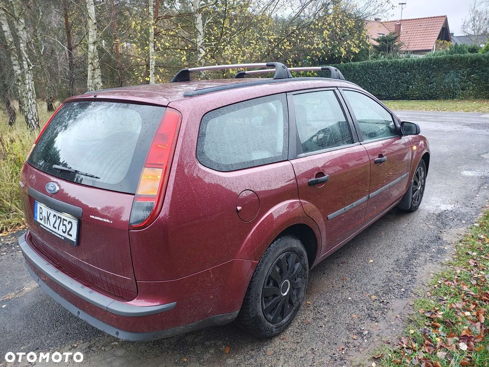 Ford Focus 1.6 16V Connection - 20