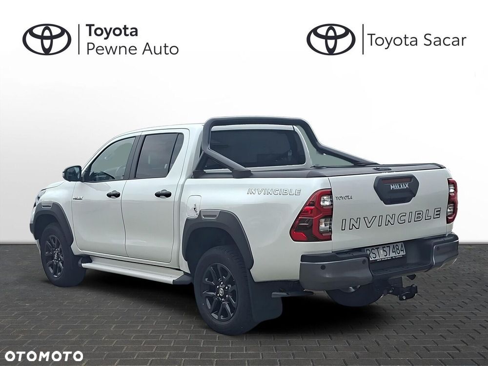 Toyota Hilux 2.8 D-4D mHEV Double Cab Invincible 4x4 - 3
