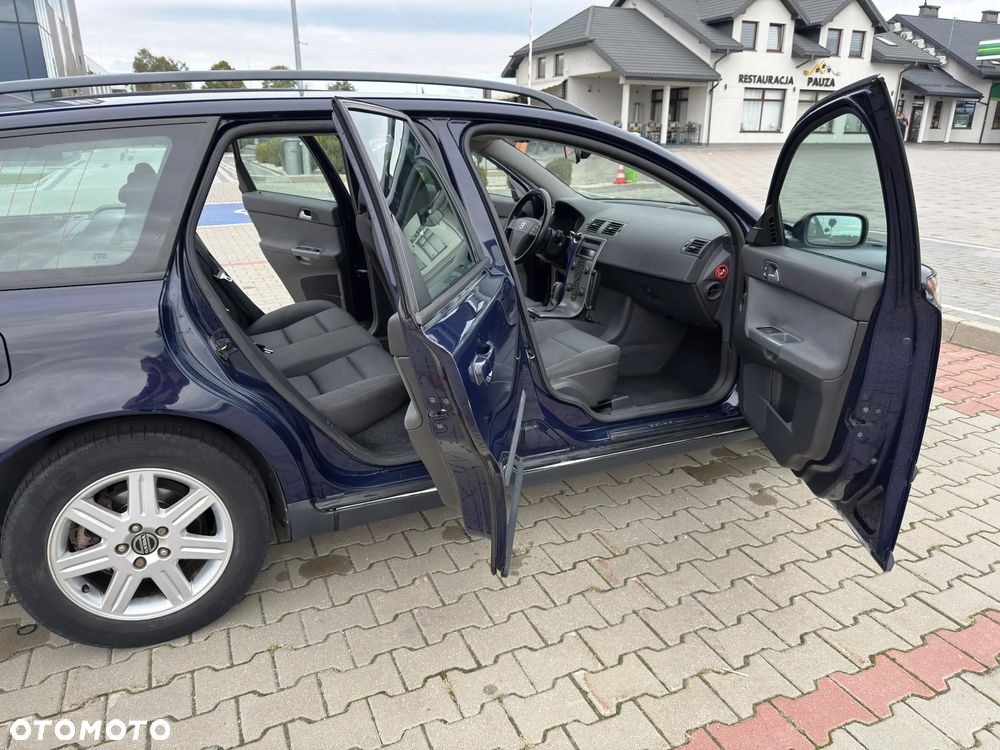 Volvo V50 2.0D Kinetic - 4
