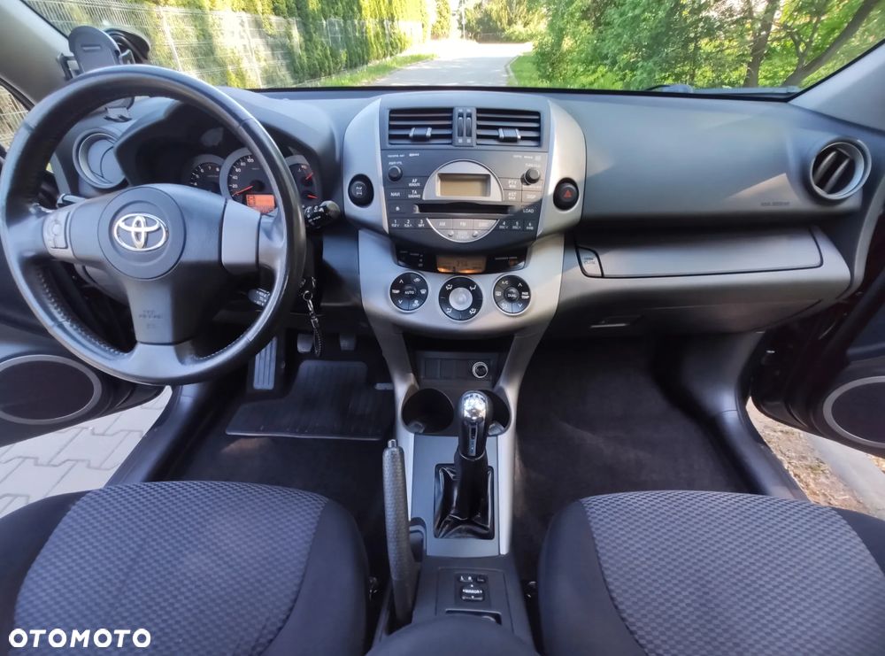 Toyota RAV4 2.0 4x4 Sol - 19