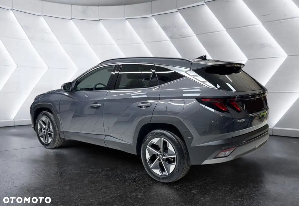 Hyundai Tucson 1.6 T-GDi HEV Smart 2WD - 3