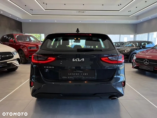 Kia Ceed 1.5 T-GDI M DCT - 4