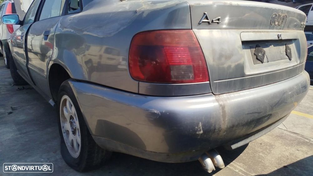 Pára-choques trás AUDI A4 (8D2, B5) - 3