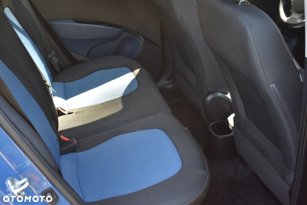 Hyundai i10 1.2 Passion - 10