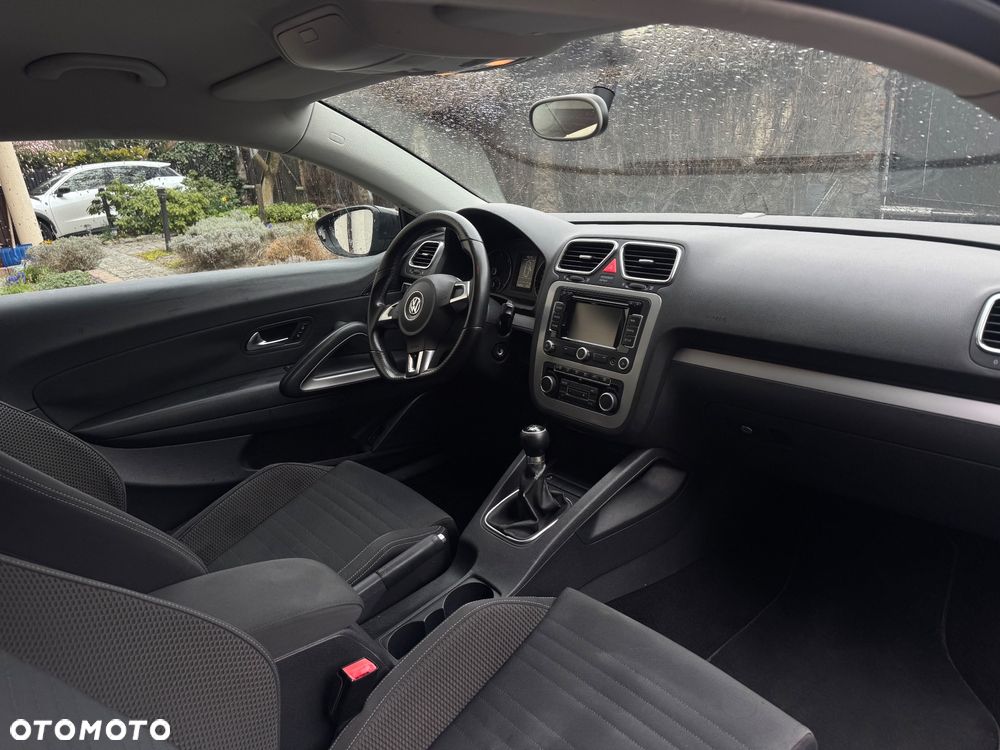 Volkswagen Scirocco 2.0 TDI Blue Motion Technologie - 19