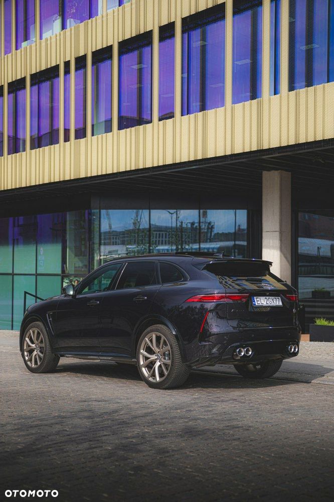 Jaguar F-Pace - 19