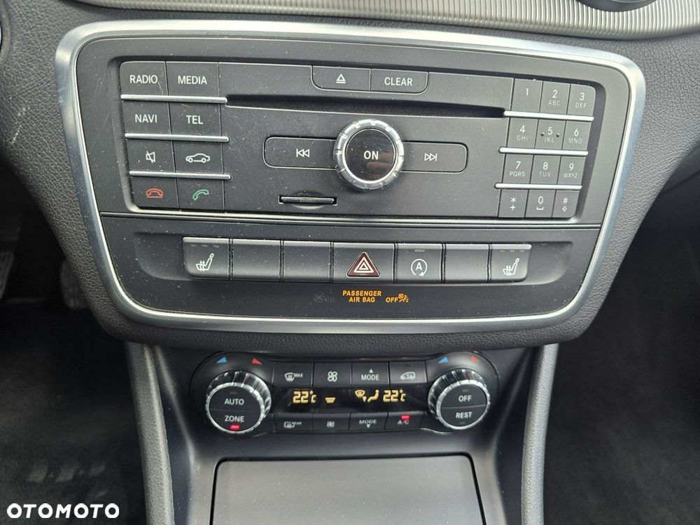 Mercedes-Benz CLA - 21