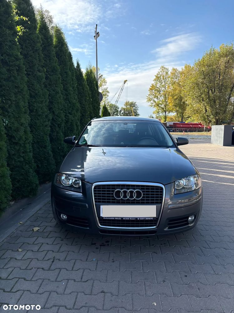 Audi A3 Sportback - 1
