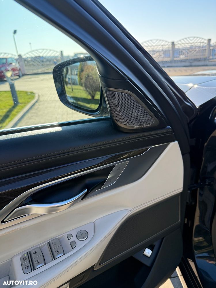 BMW Seria 7 730d xDrive - 14