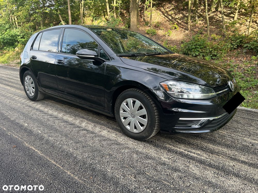 Volkswagen Golf - 2