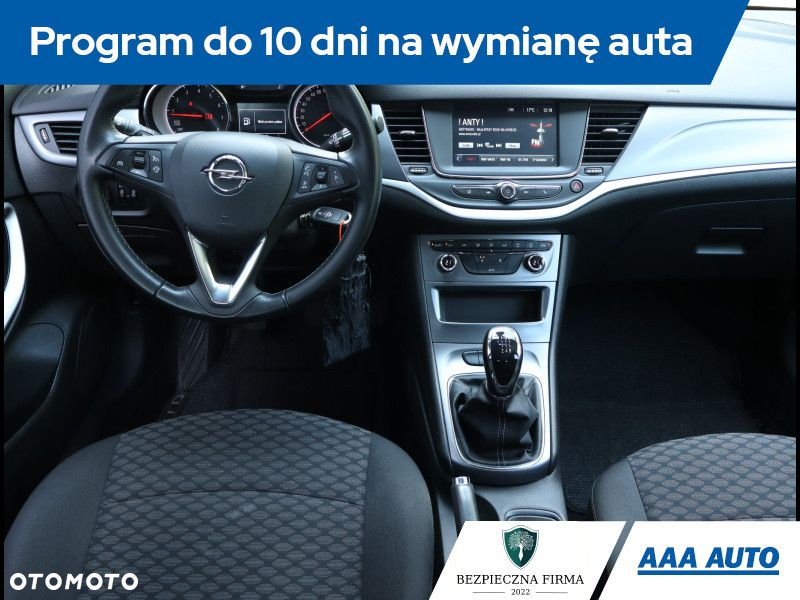 Opel Astra - 8