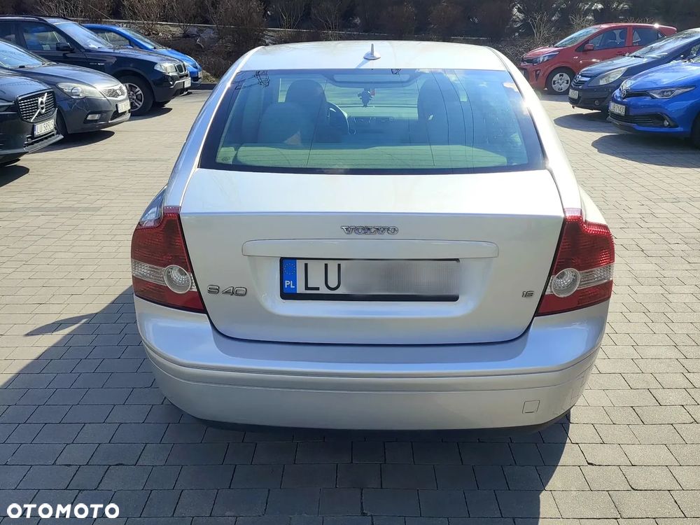 Volvo S40 1.8 - 4