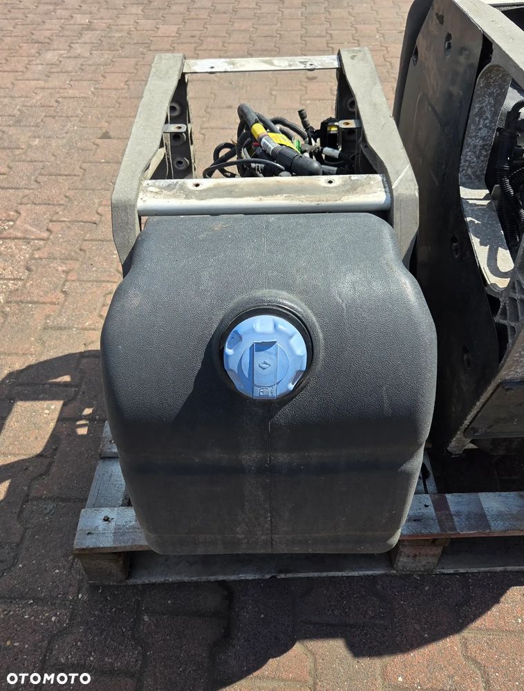 Zbiornik ADblue Renault gama T Volvo FH4 - 2