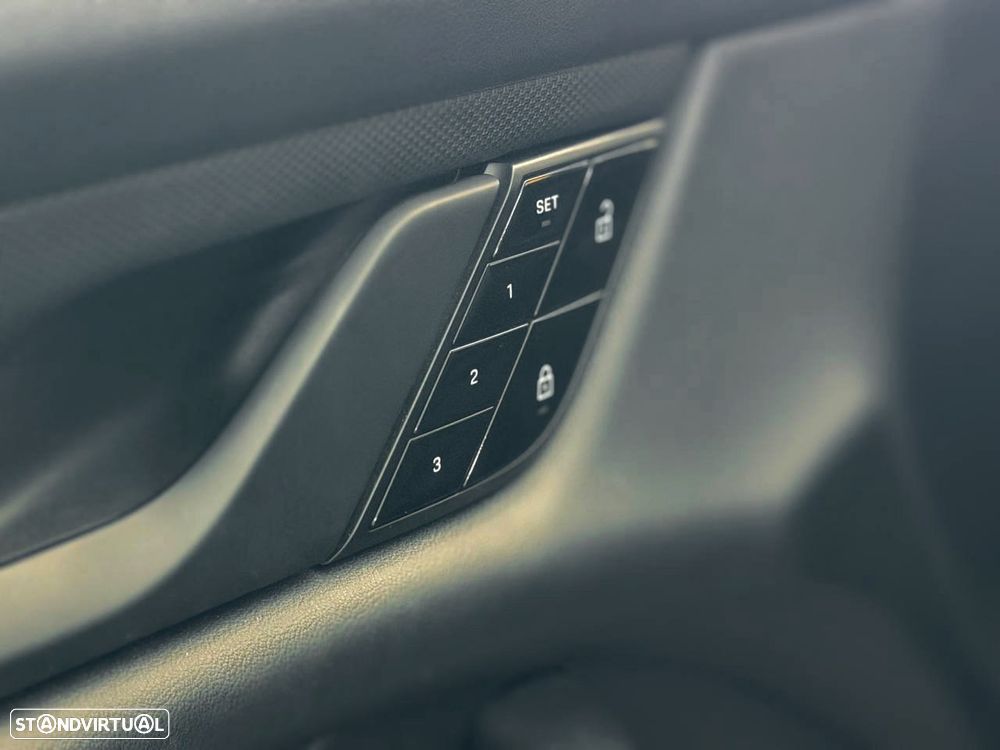 Porsche Taycan Standard - 21