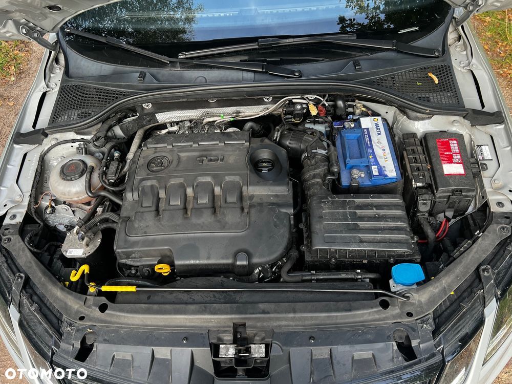 Skoda Octavia 2.0 TDI RS DSG - 31
