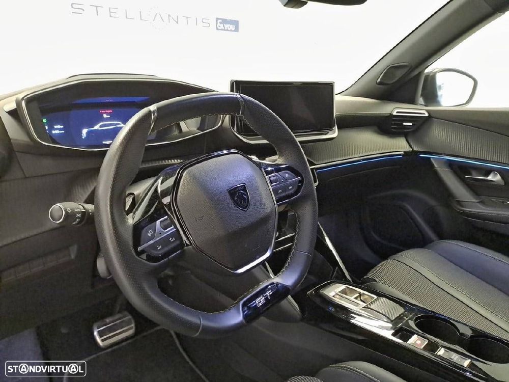 Peugeot 2008 1.2 PureTech GT EAT8 - 8