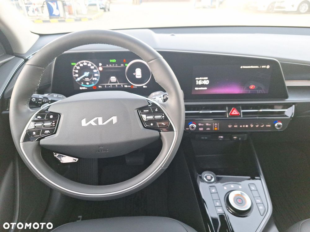 Kia Niro 1.6 GDI Hybrid Business Line - 13