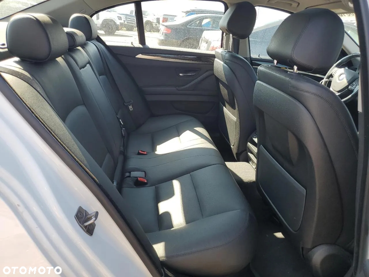 BMW Seria 5 528i - 13