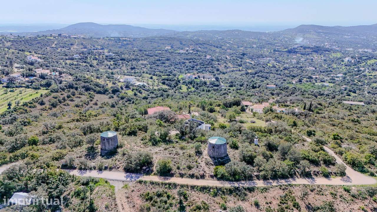 Dois terrenos urbanos com projeto de construção localizado em Gorjões, - Grande imagem: 3/17