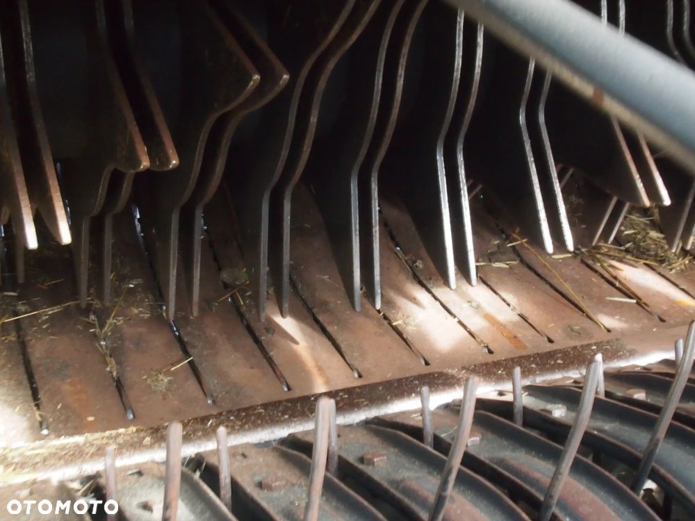 Claas Variant 380 RC 1014r - 5