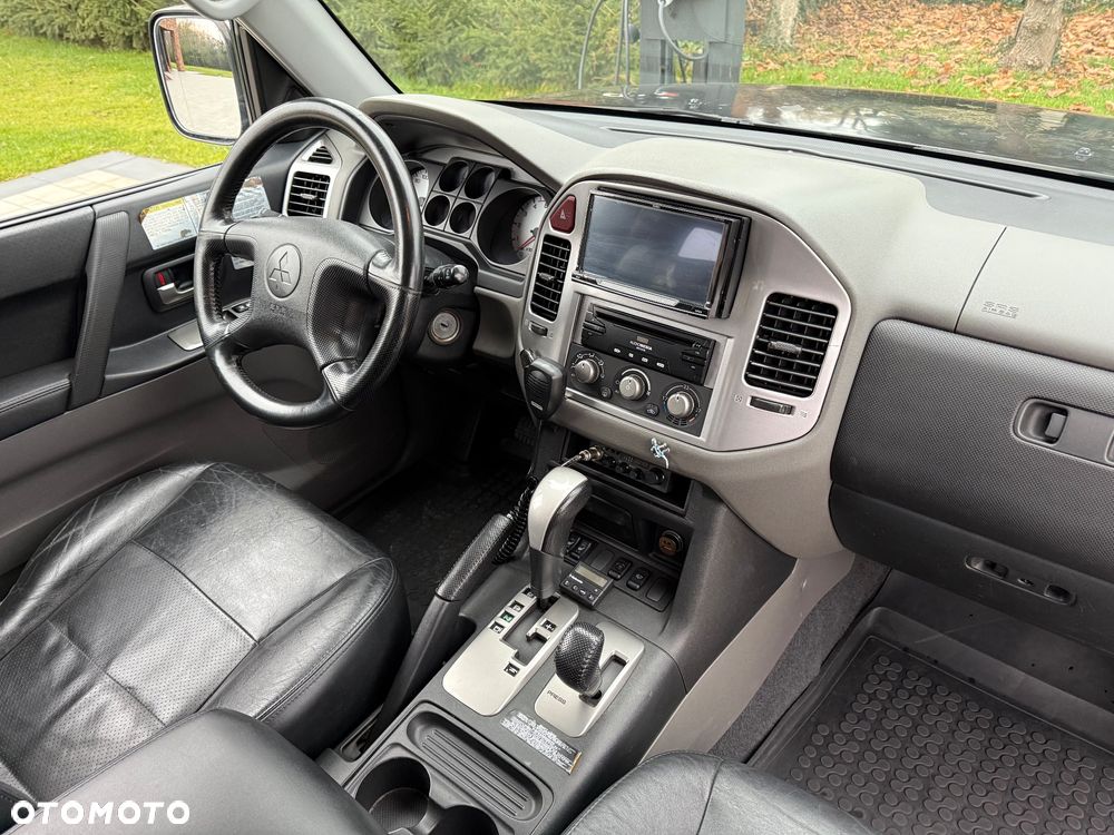 Mitsubishi Pajero 3.2 DI-D Automatik Instyle - 7