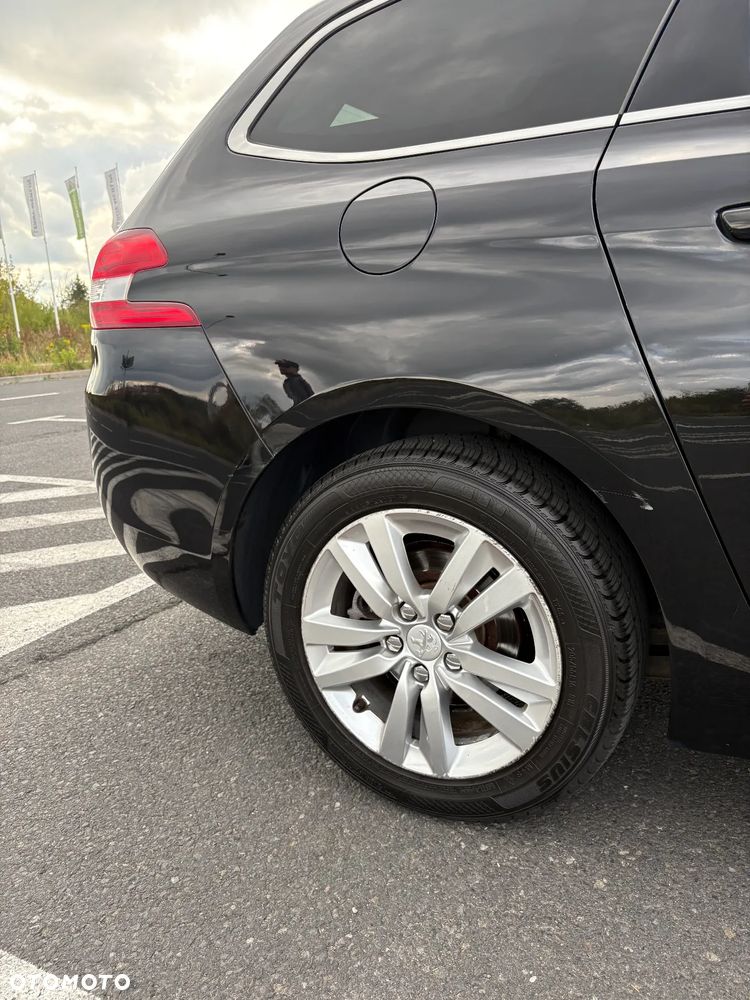 Peugeot 308 SW 1.6 BlueHDi Active S&S - 17