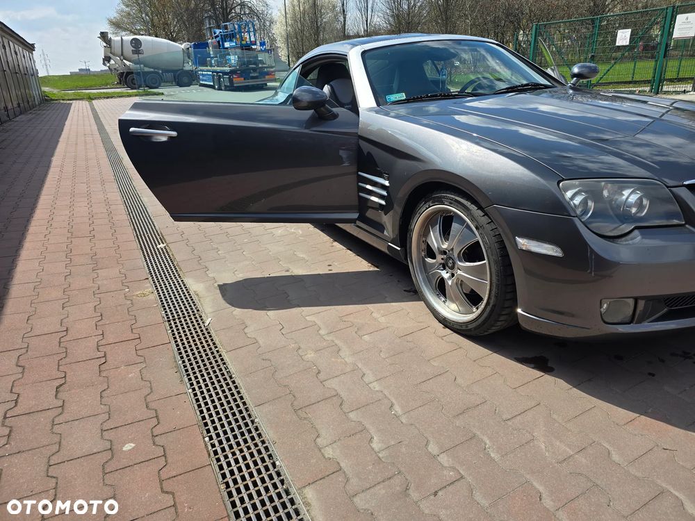 Chrysler Crossfire - 2
