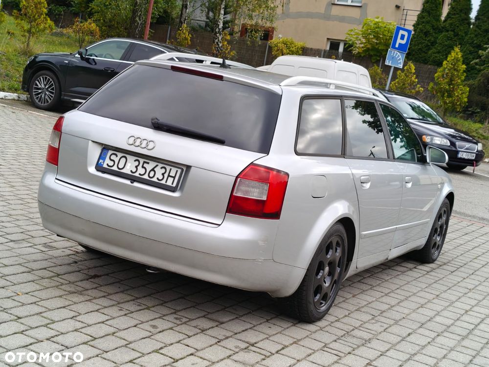 Audi A4 Avant 1.9 TDI Multitronic - 22