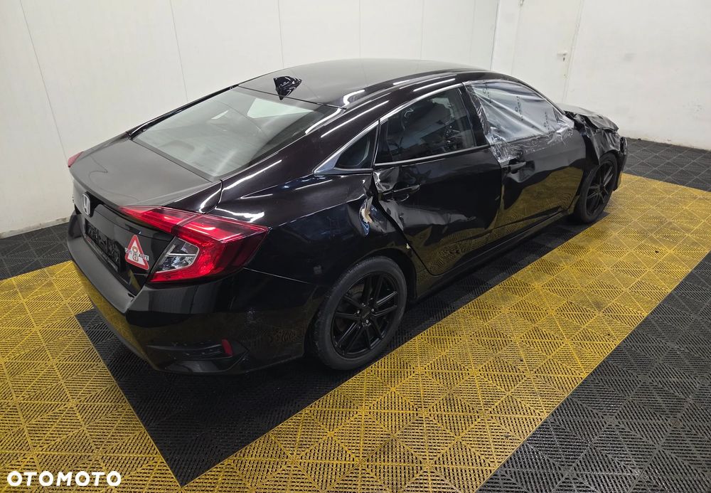 Honda Civic 1.5 i-VTEC Turbo Comfort - 5