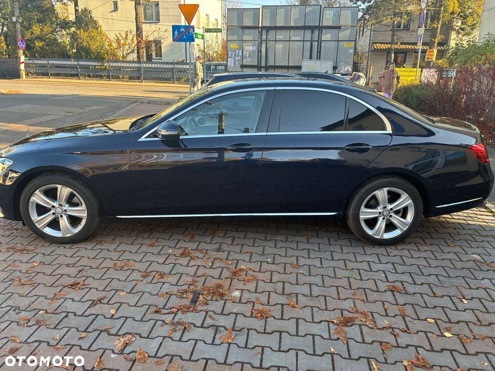 Mercedes-Benz Klasa E 220 d 9G-TRONIC - 17