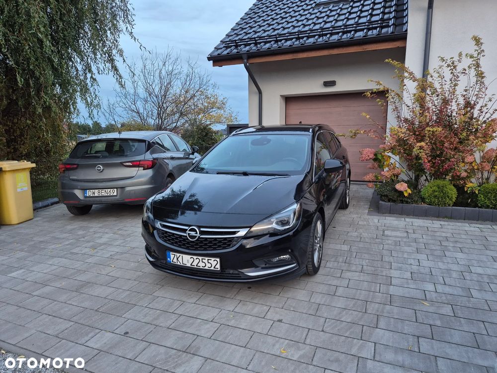 Opel Astra V 1.4 T Elite - 1