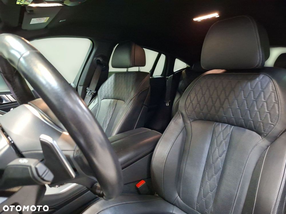 BMW X6 - 13