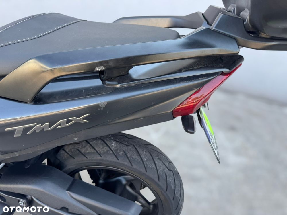 Yamaha Tmax - 24