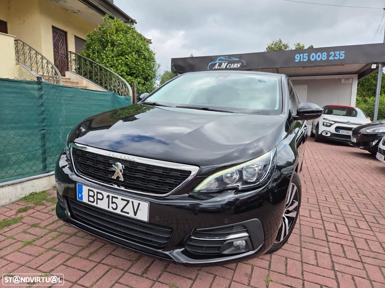 Peugeot 308 - 1