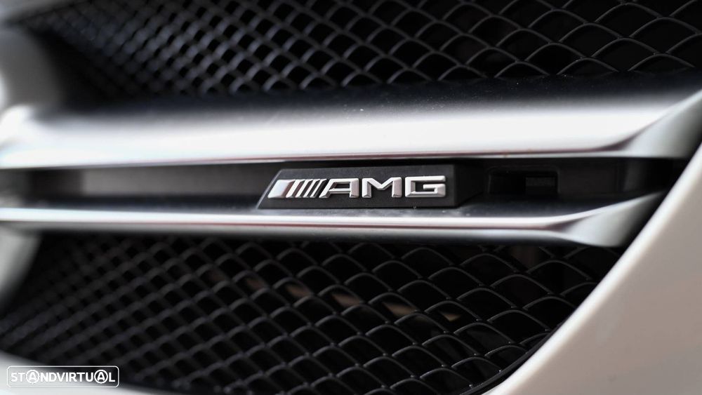 Mercedes-Benz CLA 45 AMG 4Matic Speedshift 7G-DCT - 42