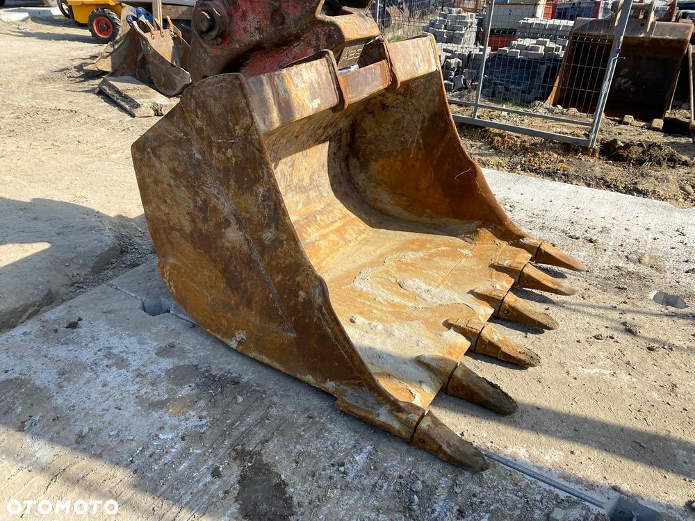 Komatsu PC360 - 16